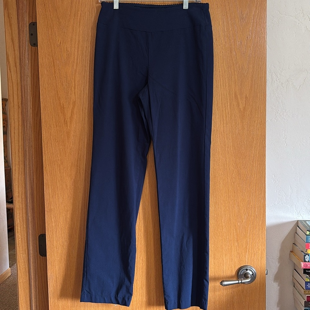 Euro Women's Navy Pants